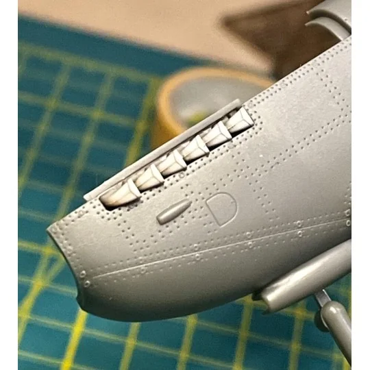 Spitfire Tr.9 exhausts for Airfix kit, 1/48 - Clear Prop Accessorie...