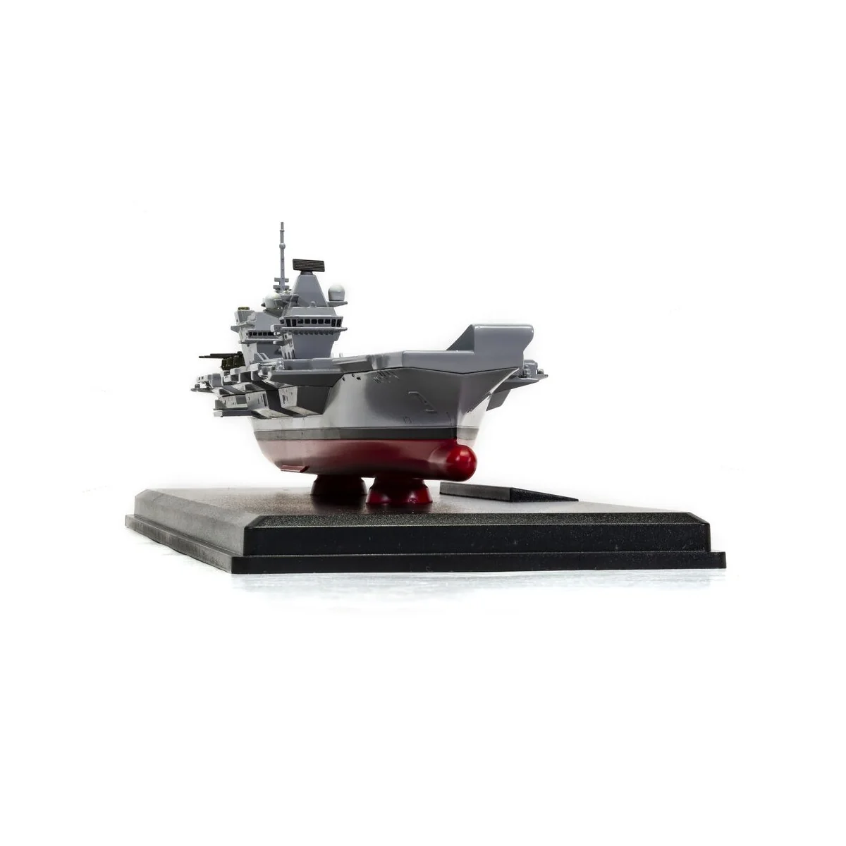 HMS Queen Elizabeth (R08), Queen Elizabeth-class aircraft carrier, ...