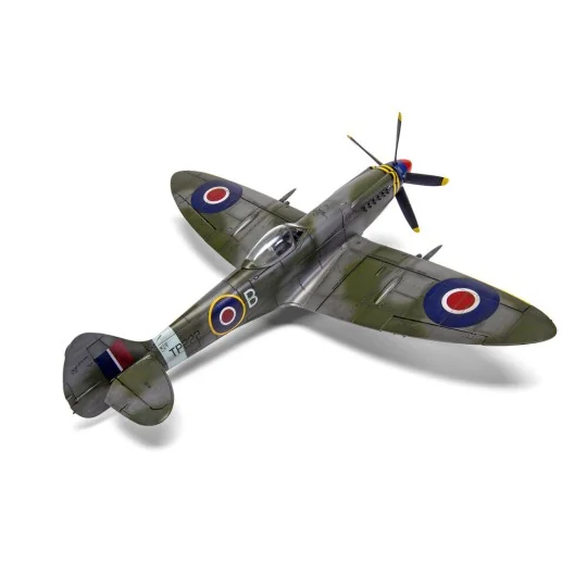 Supermarine Spitfire F Mk.XVIII, 1/48 - Airfix A05140