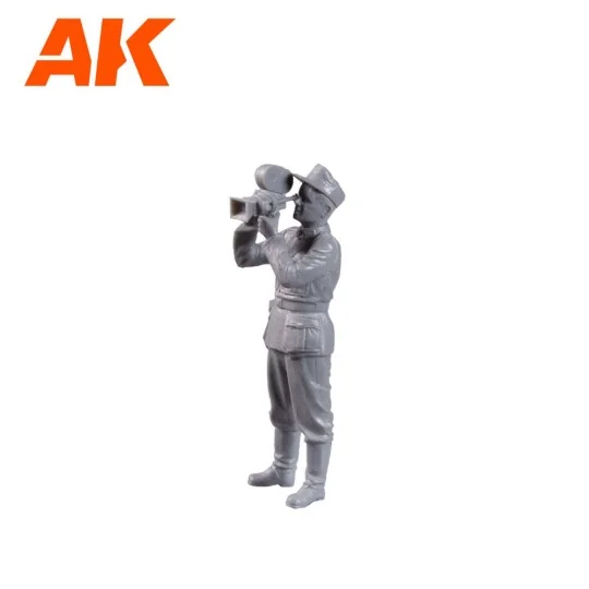 Photographers (DIFFERENT ERAS) 1/35., 1/35 - AK Interactive AK35015