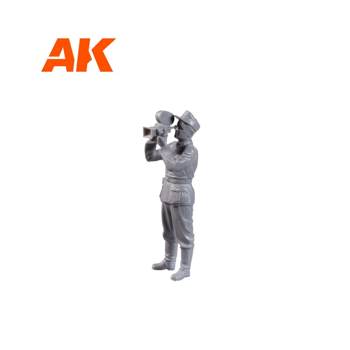 Photographers (DIFFERENT ERAS) 1/35., 1/35 - AK Interactive AK35015