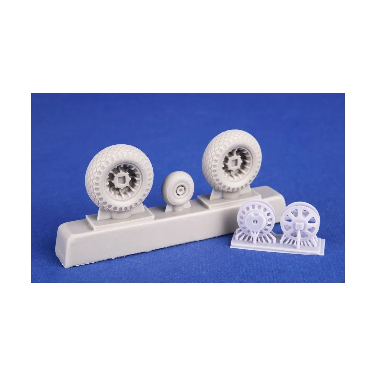 A-20 Havoc/Boston/ P-70 Nighthawk Wheels/ Hubs without Covers for S...