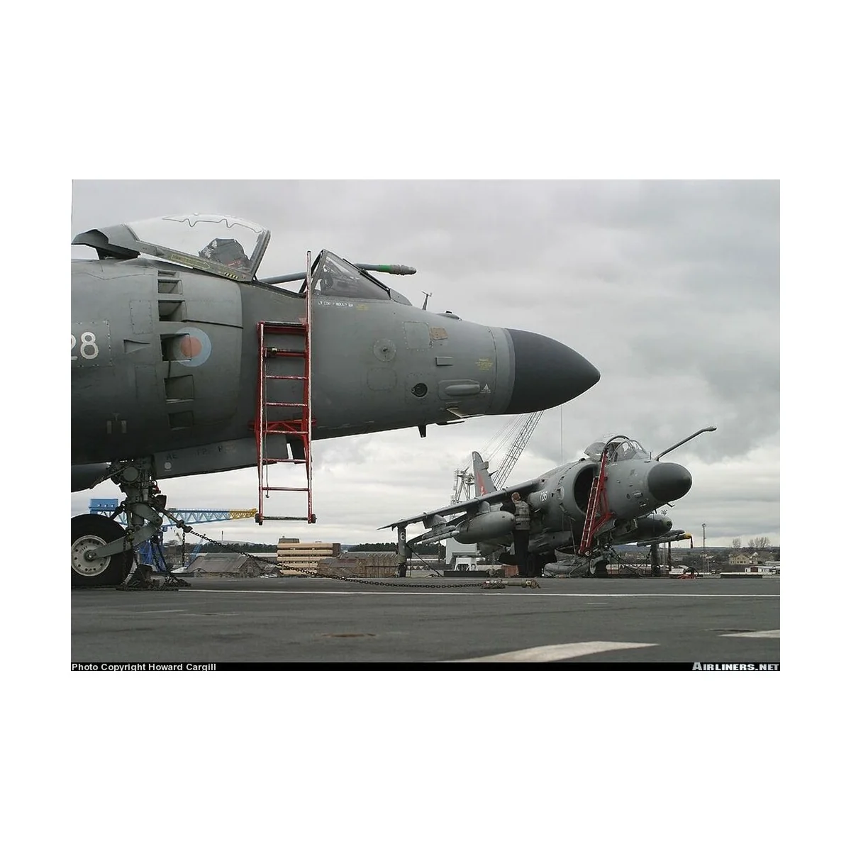 Step ladders for Hunter and Harrier, 1/144 - Brengun BRL144031
