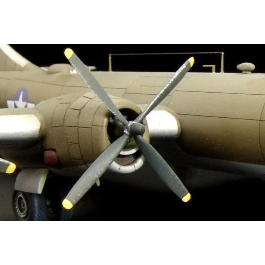 Proppelers for B29 Superfortress, 1/144 - Brengun BRL144037