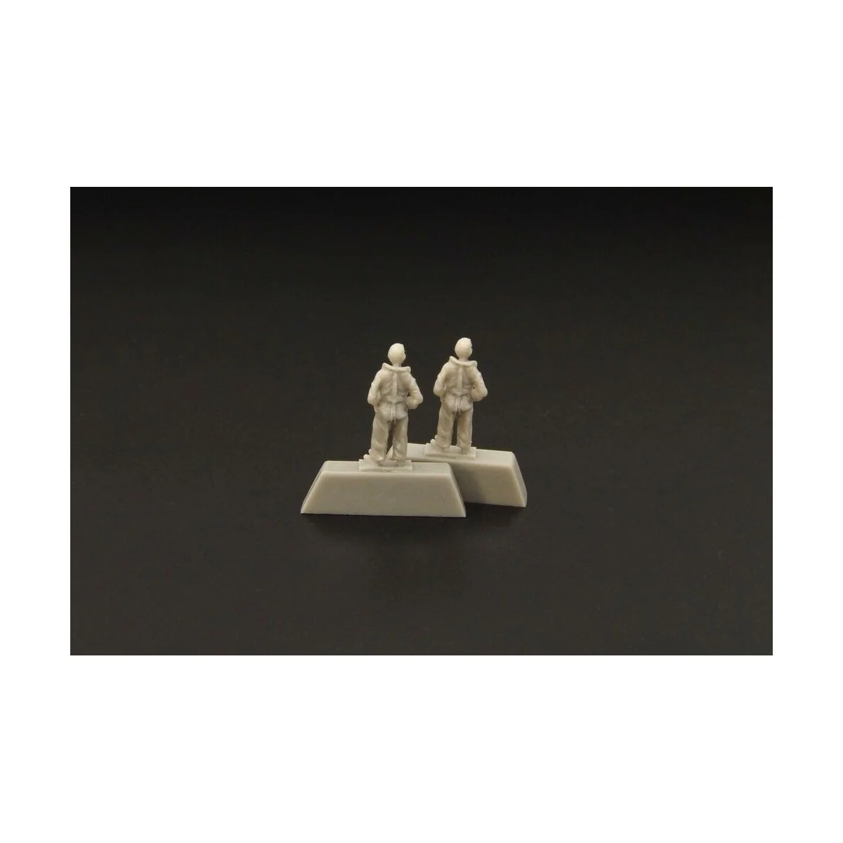 RAF pilot WWII, 1/144 - Brengun BRL144072