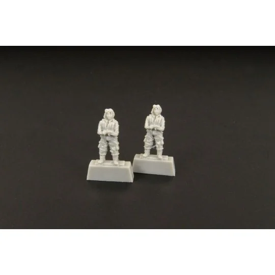 Japanese pilot WWII -(two pieces), 1/144 - Brengun BRL144080