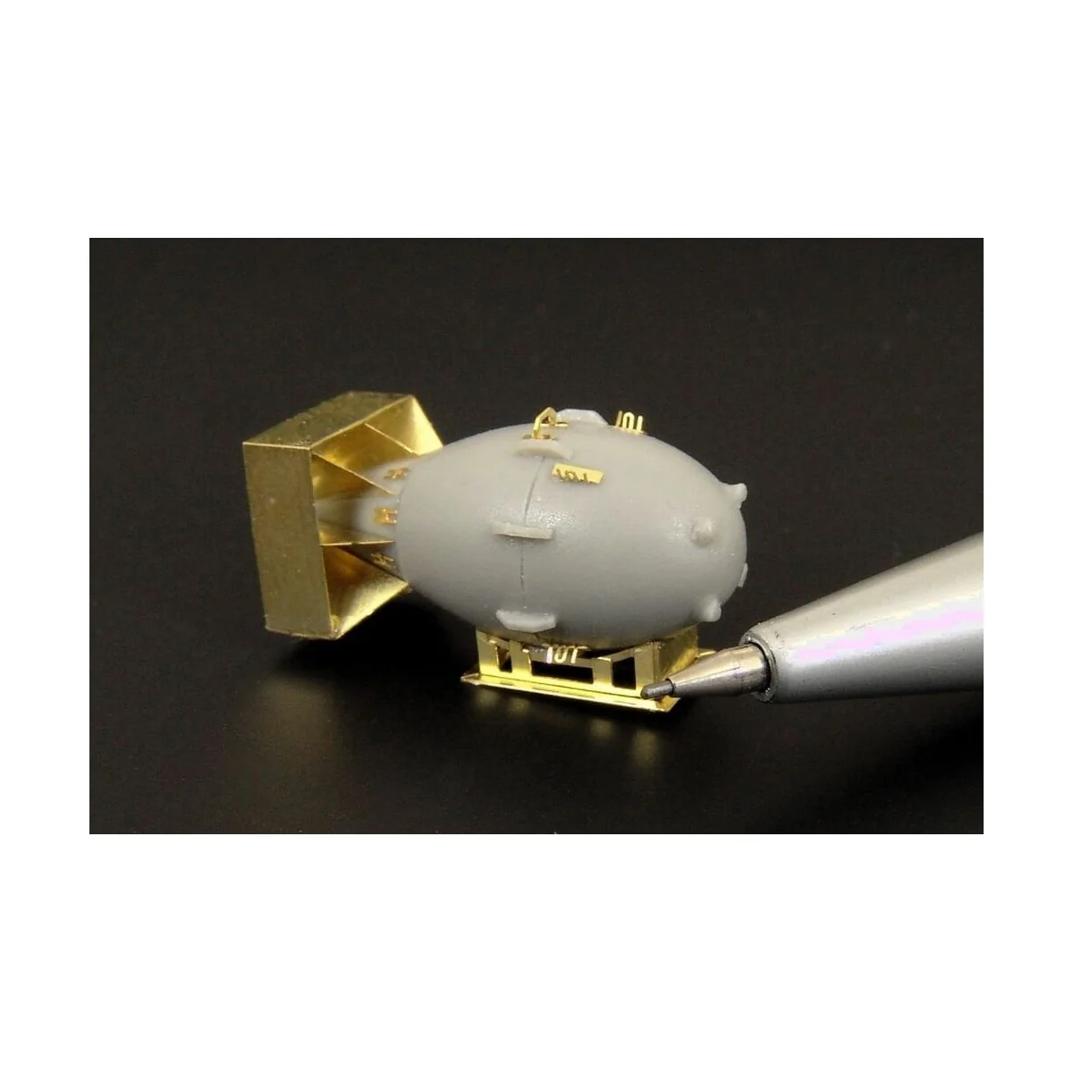 Fat Man - A bomb, 1/144 - Brengun BRL144079