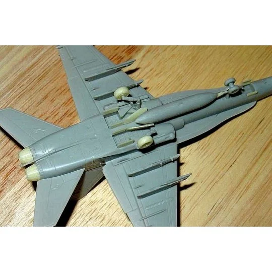 F/A-18C (Revell), 1/144 - Brengun BRL144104