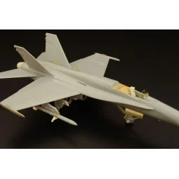 F-A-18C (Revell), 1/144 - Brengun BRL144110 2