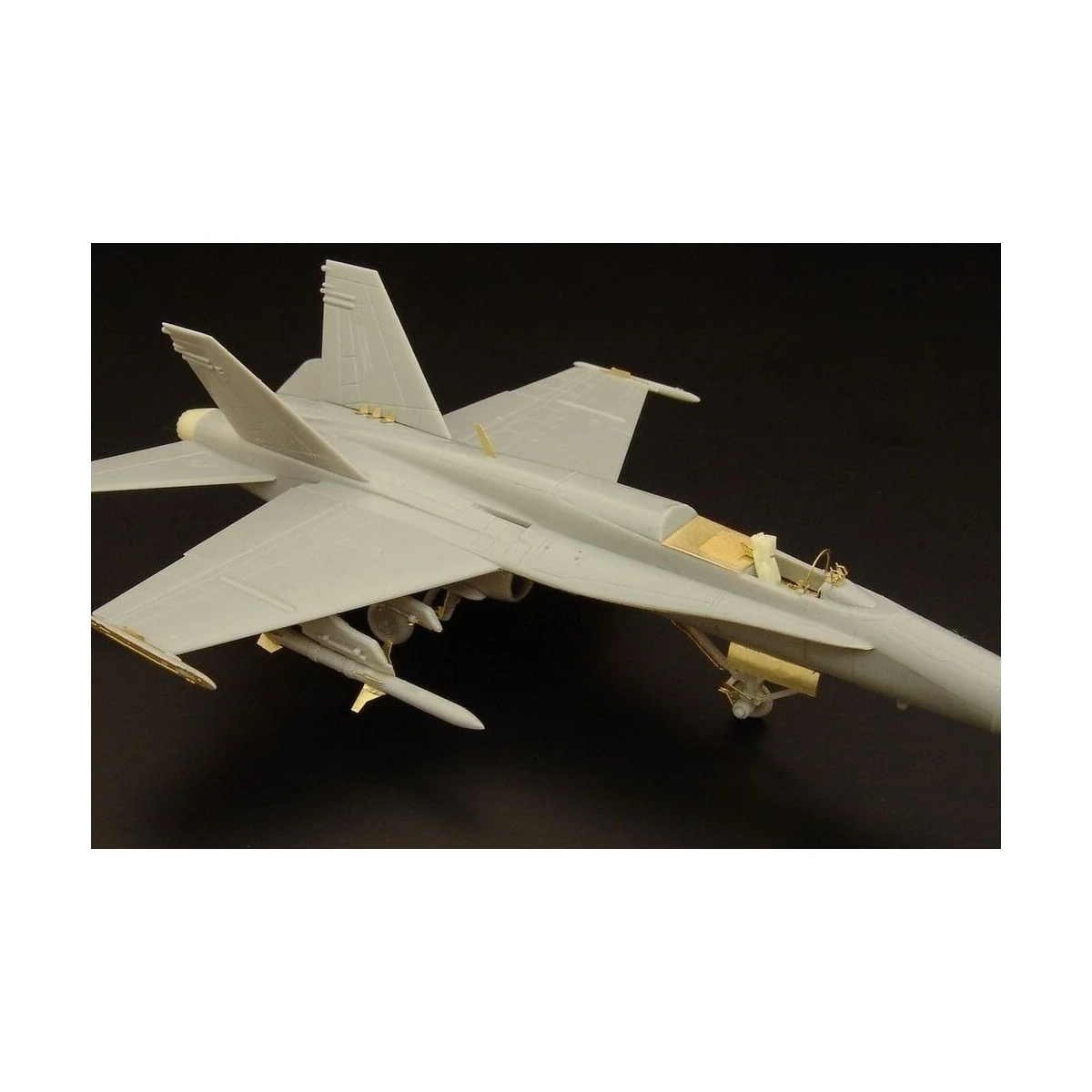 F-A-18C (Revell), 1/144 - Brengun BRL144110