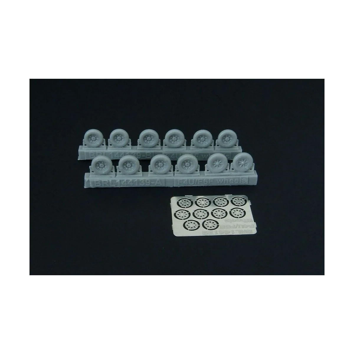 F4U Corsair - F6F Hellcat wheels (five types), 1/144 - Brengun BRL1...