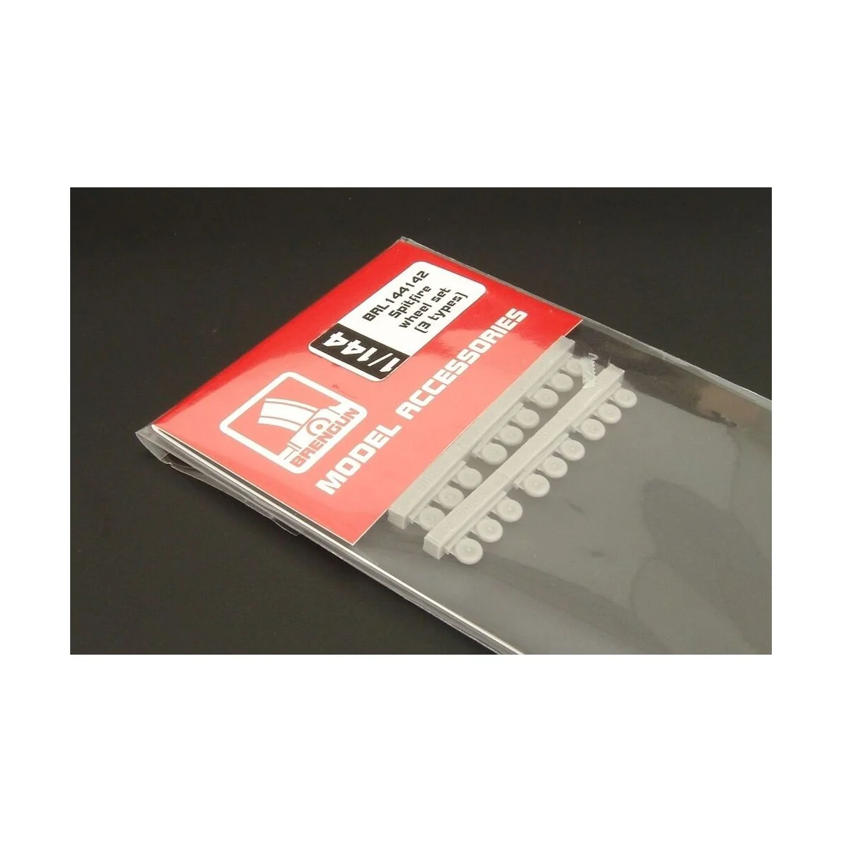 Spitfire wheels set (3 types of tires and spokes), 1/144 - Brengun ...