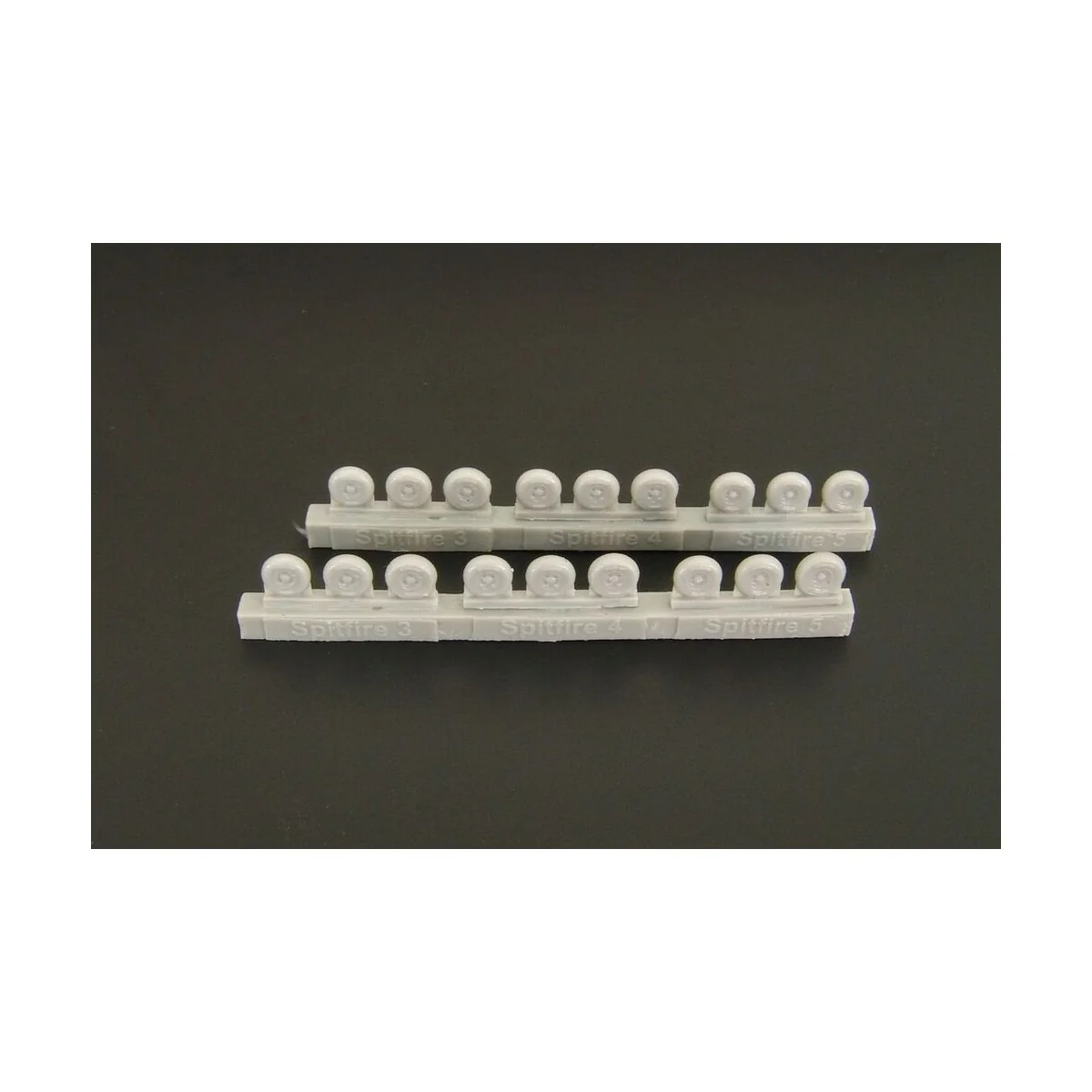 Spitfire wheels set (3 types of tires and spokes), 1/144 - Brengun ...