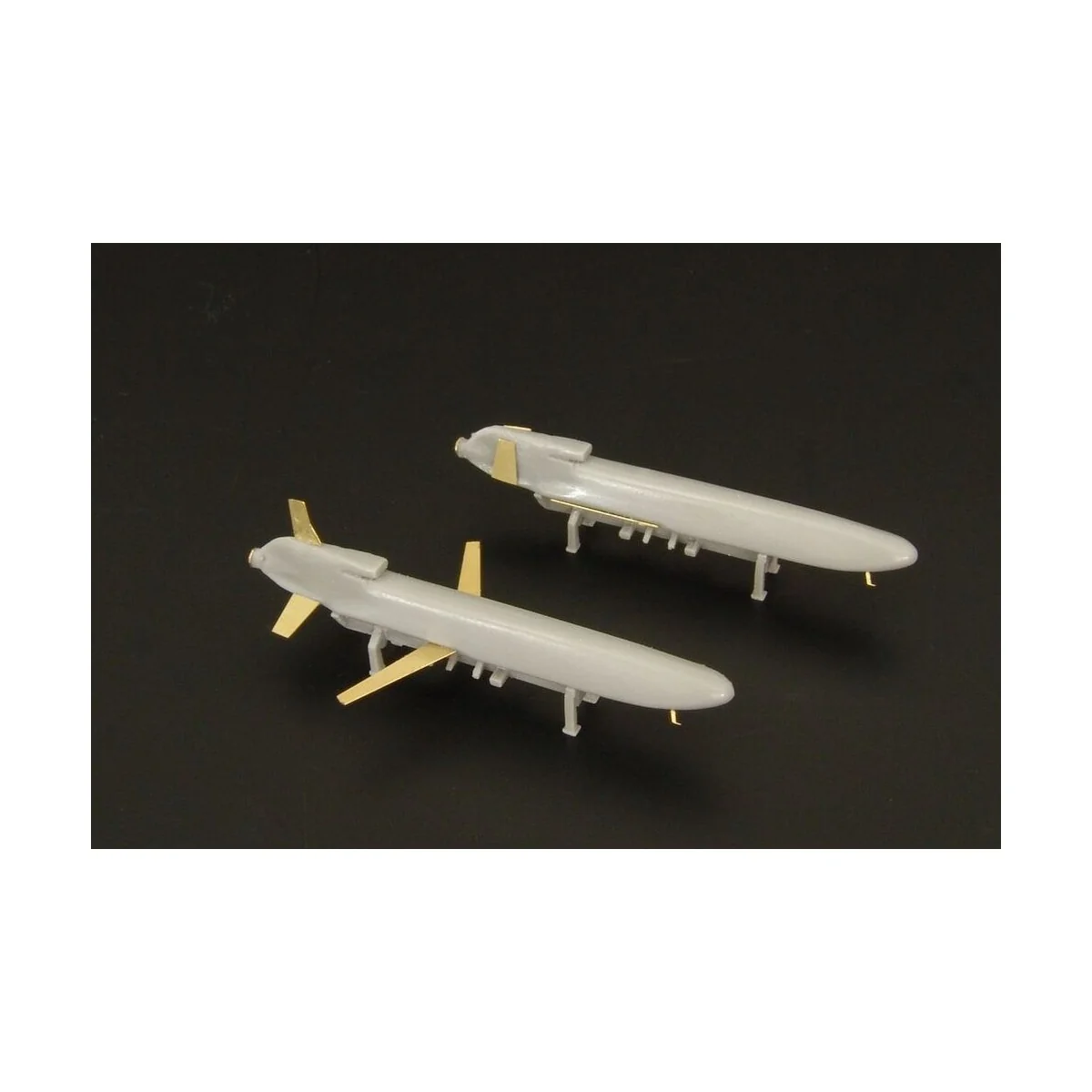 AGM-86 ALCM (two pieces), 1/144 - Brengun BRS144013