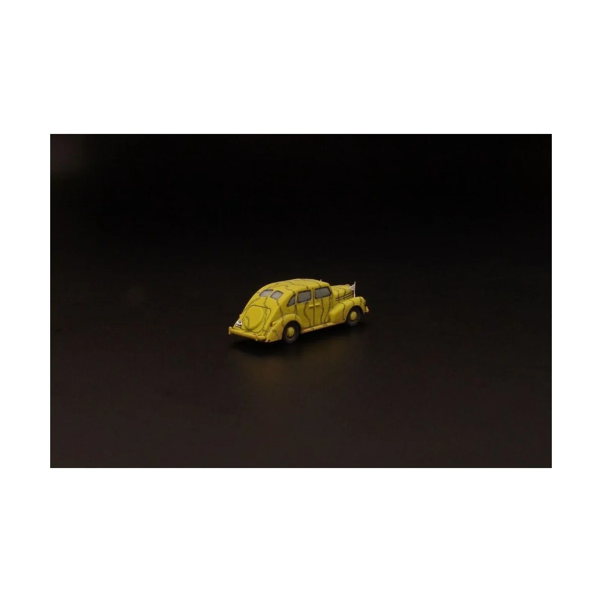German staff car- hardtop (2 in set), 1/144 - Brengun BRS144034