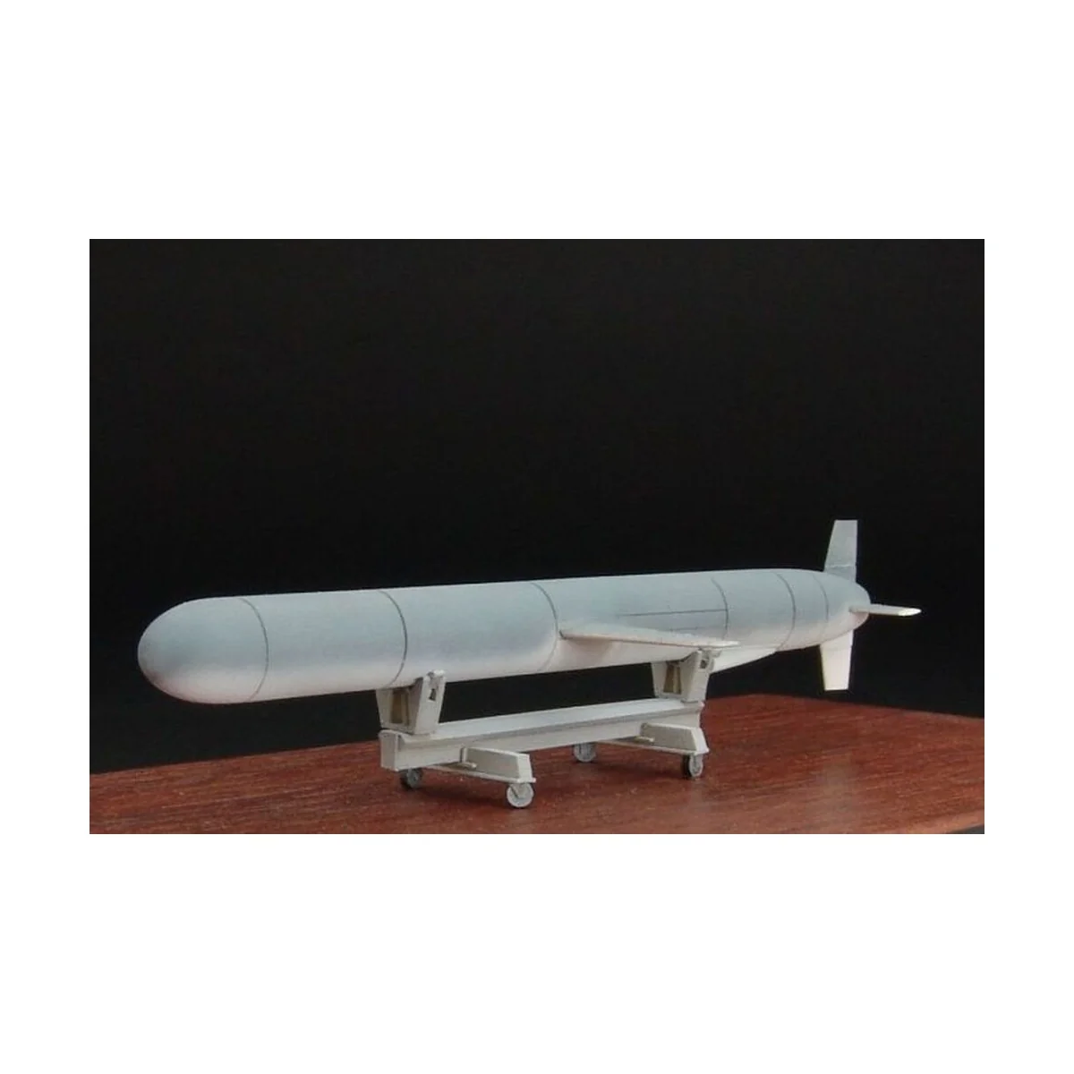 Agm-109 Tomahawk Cruise Missile, 1/72 - Brengun BRS72001
