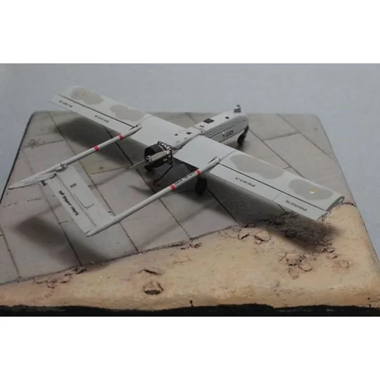 RQ-7B Shadow UAV, 1/72 - Brengun BRS72011