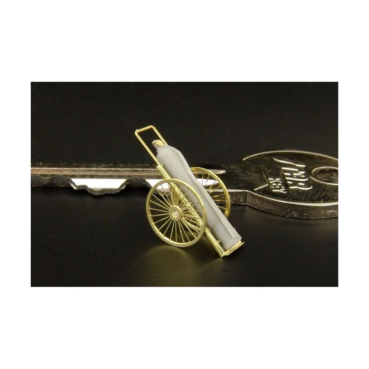 Cart with extinguisher, 1/72 - Brengun BRL72012