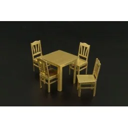 Table and chairs, 1/72 - Brengun BRL72013 2