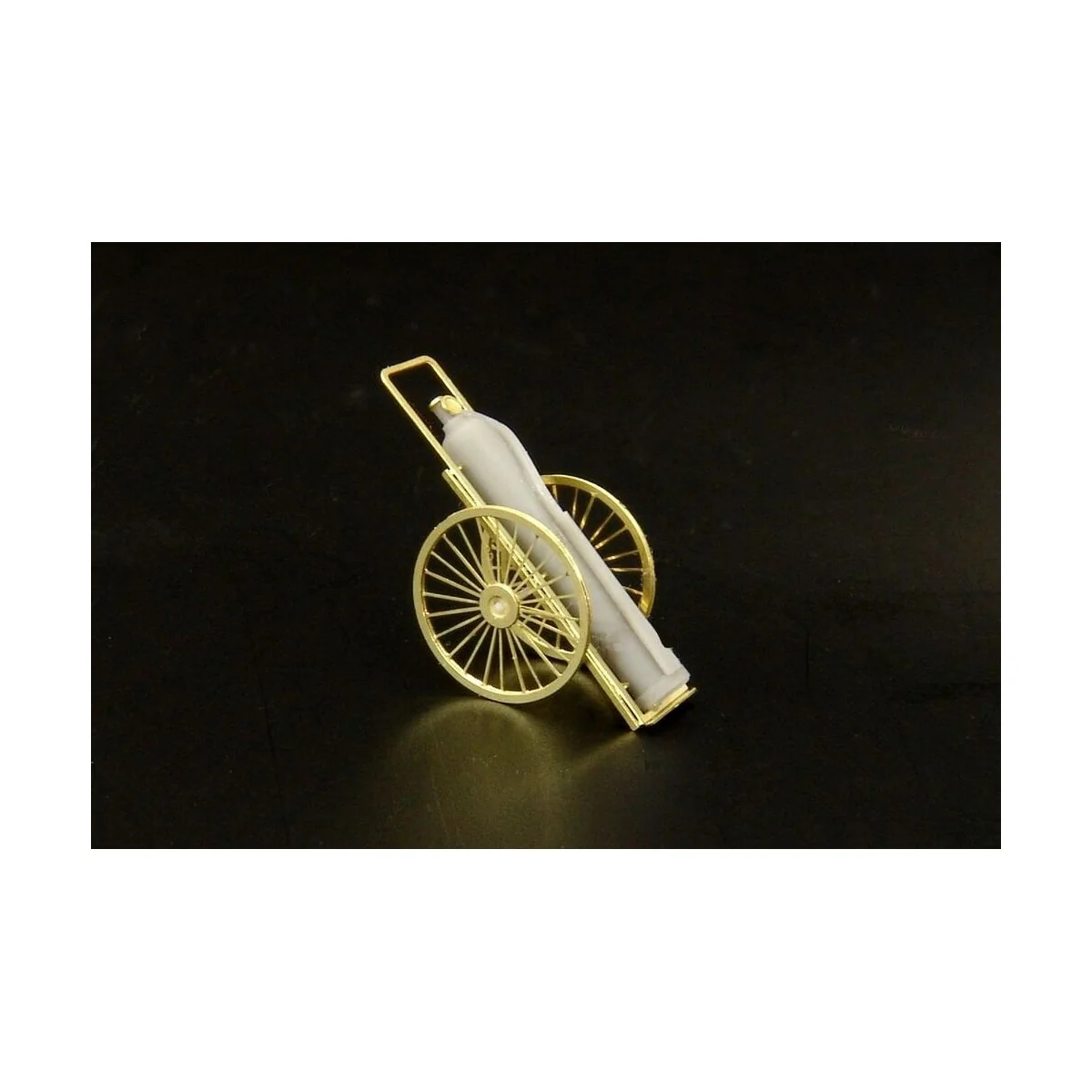 Cart with extinguisher, 1/72 - Brengun BRL72012