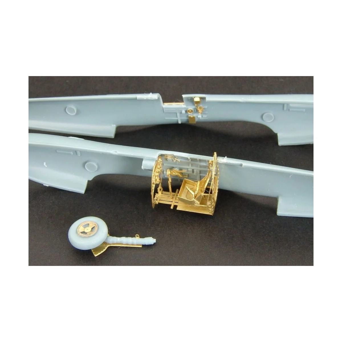 Spitfire LF Mk XVI (Sword72052), 1/72 - Brengun BRL72029