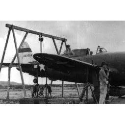U S airfield crane, 1/72 - Brengun BRL72034 2