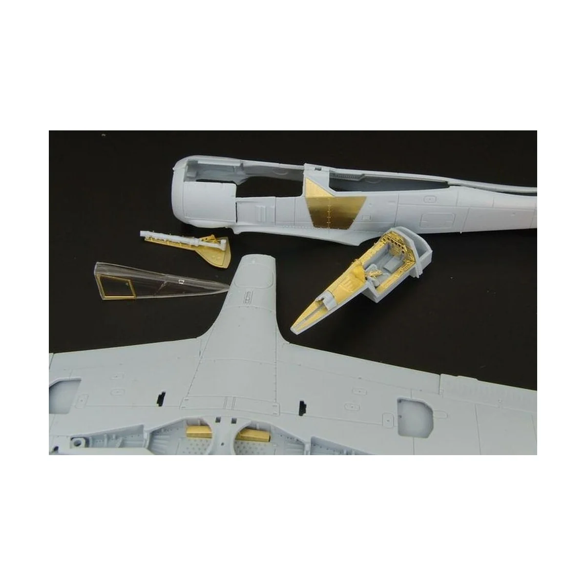 Fw-190 A8-F8 (Airfix), 1/72 - Brengun BRL72075