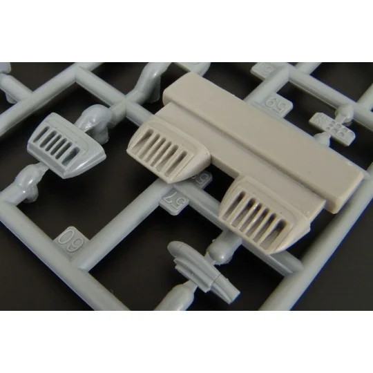 AH-1G Cobra air intake correction set (Special hobby), 1/72 - Breng...