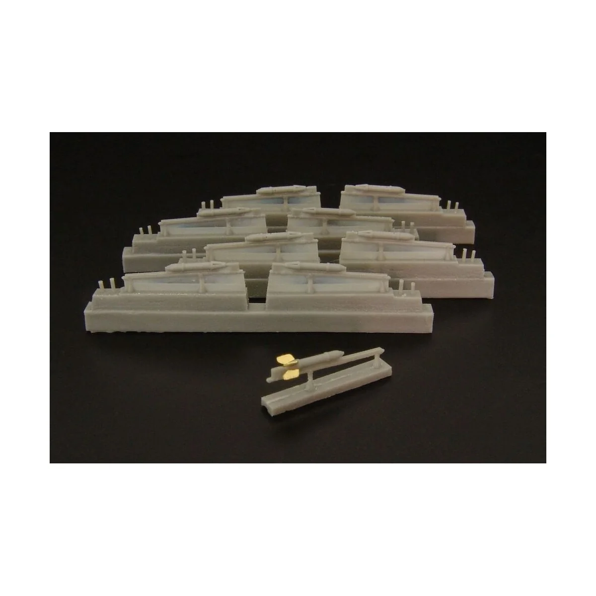 Soviet rockets RS82, 1/72 - Brengun BRL72127
