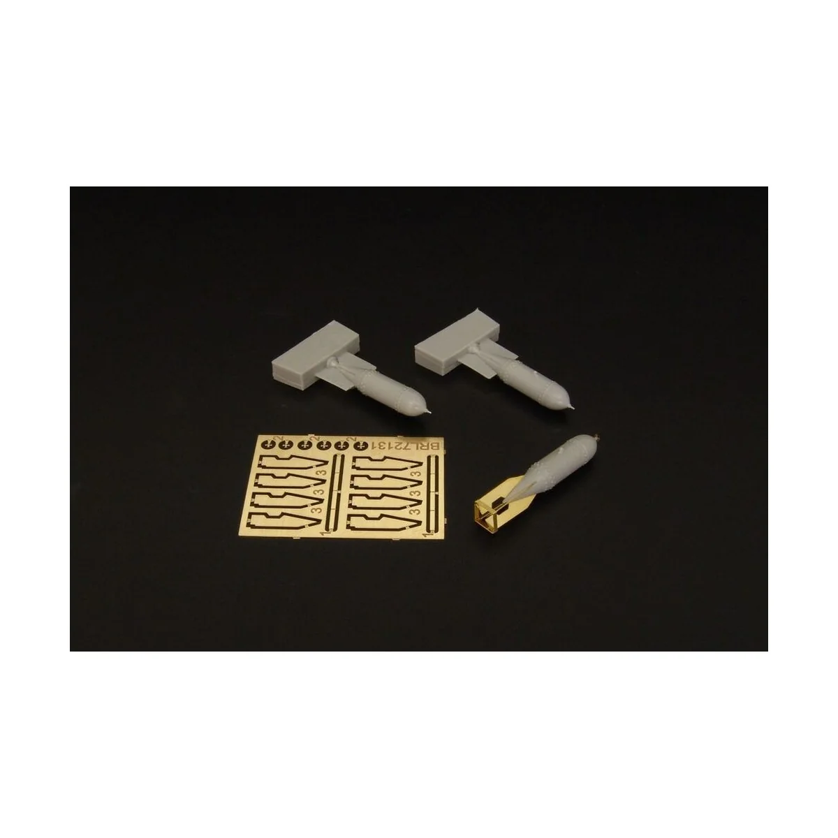 Japanese 250kg bomb (2 in box), 1/72 - Brengun BRL72131