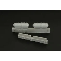 Ki-61 Id Hien Wing Racks & Drop Tanks, 1/72 - Brengun BRL72153 2