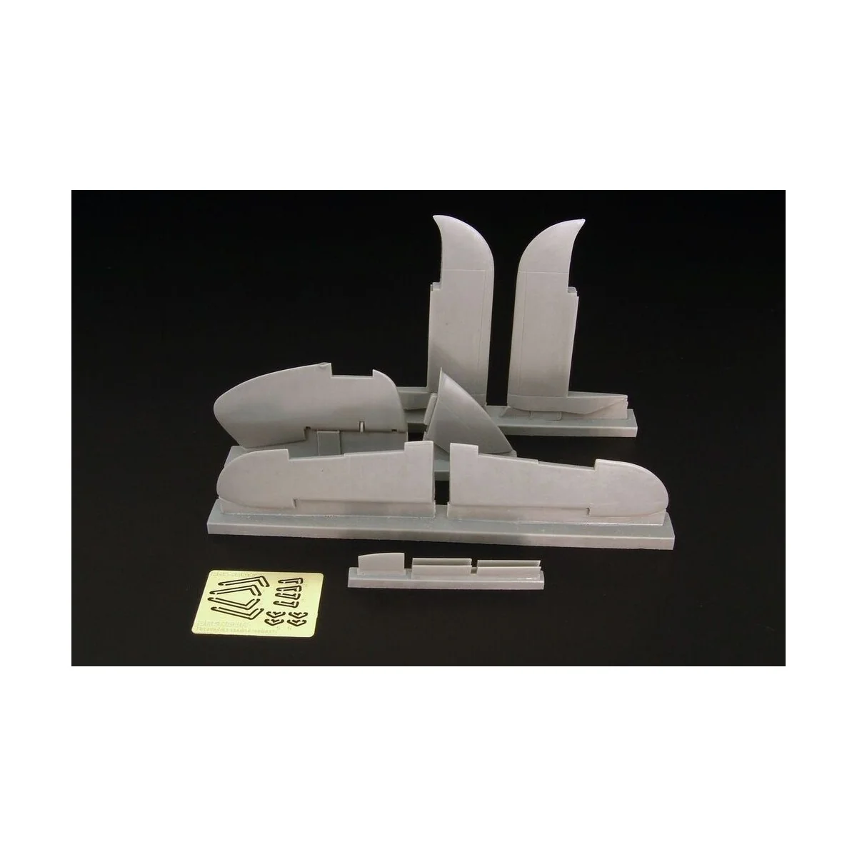 Beaufighter Mk IV -X control surfaces (TAMIYA), 1/48 - Brengun BRL4...