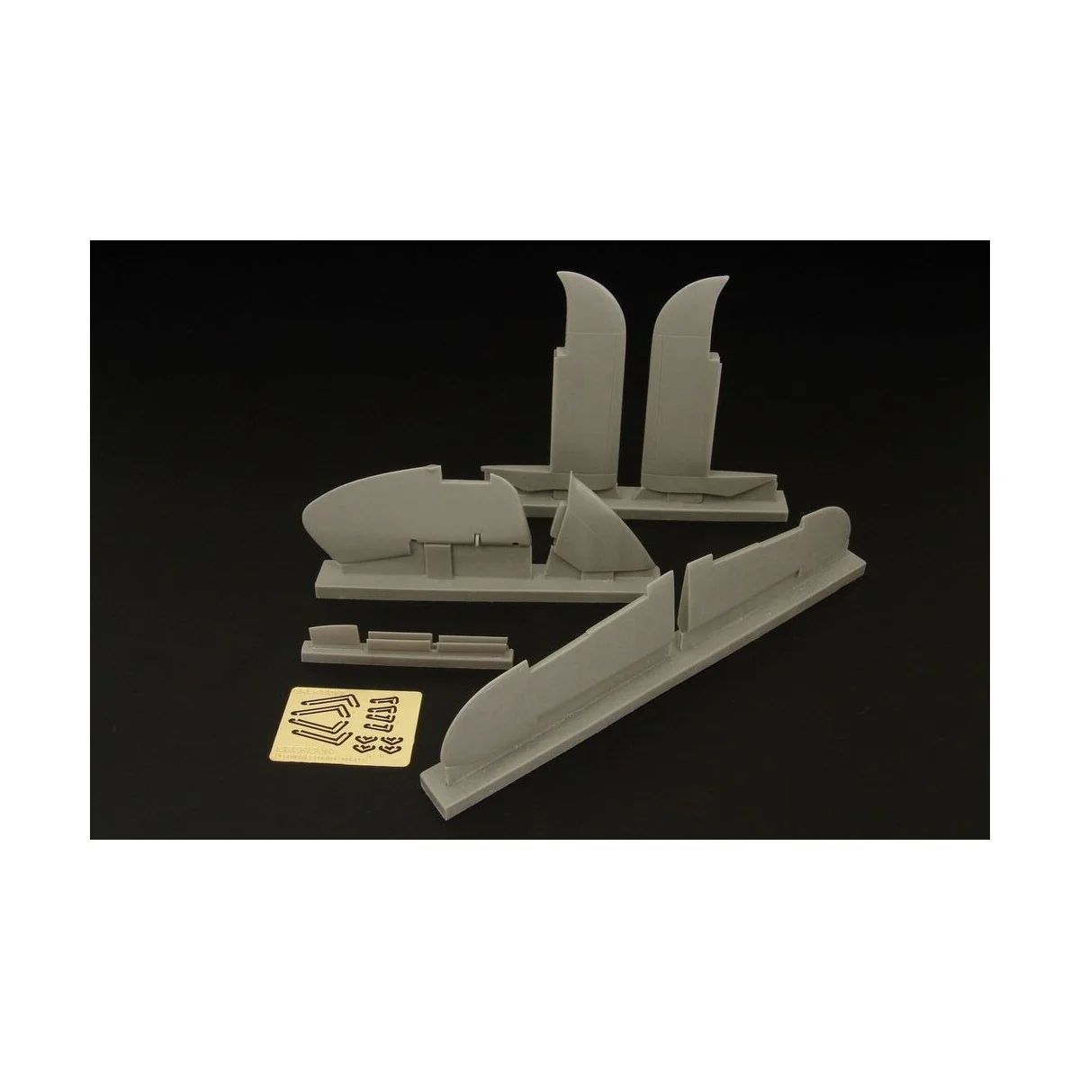 Beaufighter Mk IV -X control surfaces (TAMIYA), 1/48 - Brengun BRL4...