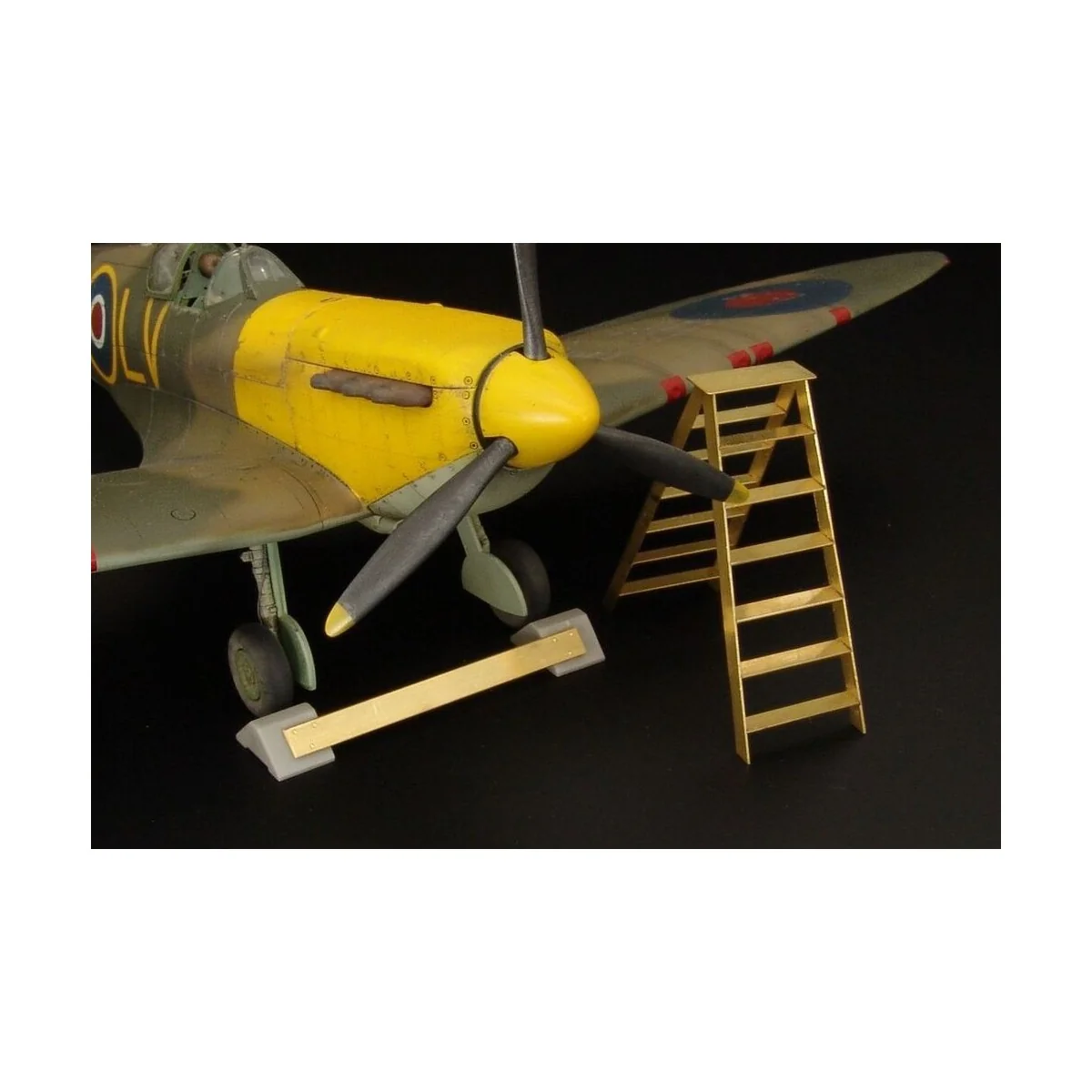 British wheel chock - ladder, 1/48 - Brengun BRL48046
