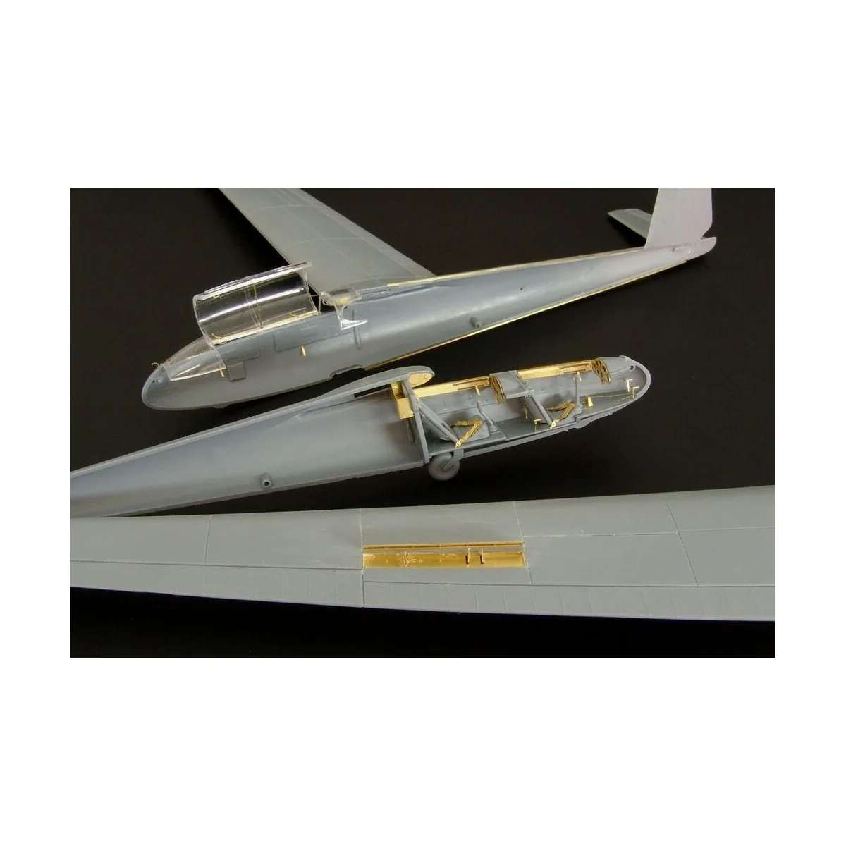 Let L-13 Blanik glider (Azmodel-Modela kit), 1/48 - Brengun BRL48052