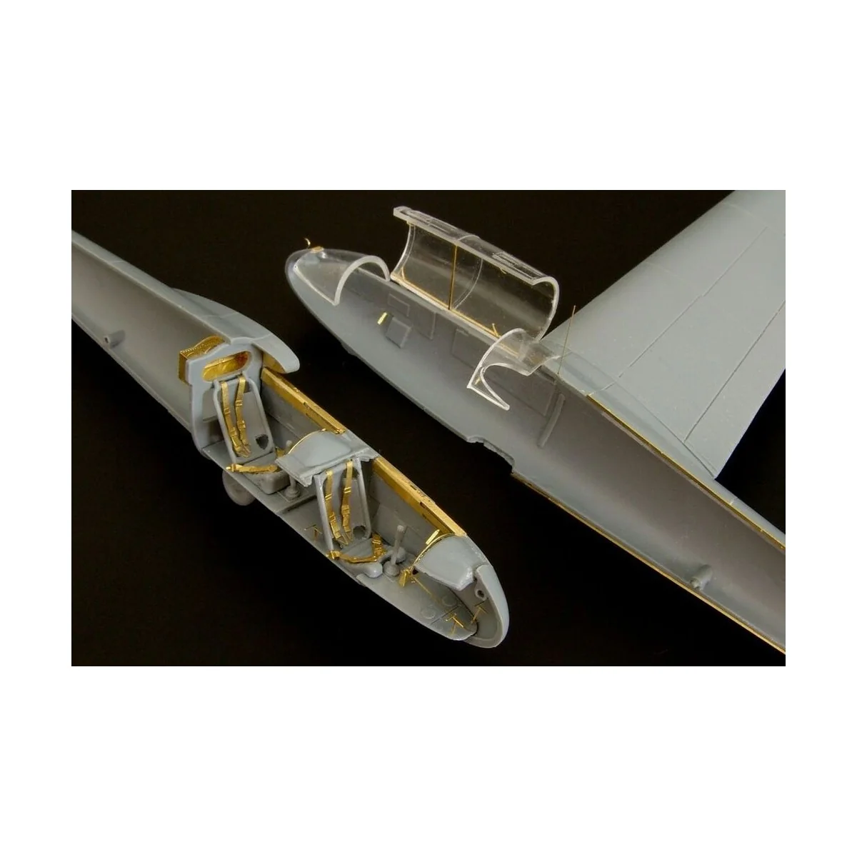 Let L-13 Blanik glider (Azmodel-Modela kit), 1/48 - Brengun BRL48052