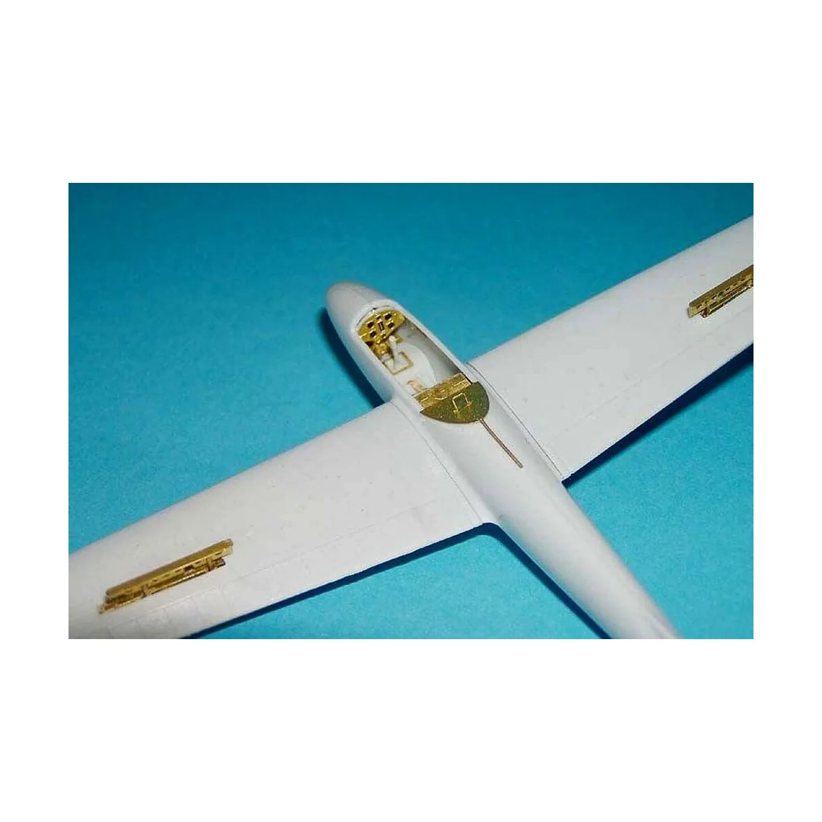LF-107 Lunak glider (Modela kit) 48027, 1/48 - Brengun BRL48053