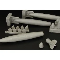 US 300gal Fuel tanks, 1/48 - Brengun BRL48105 2