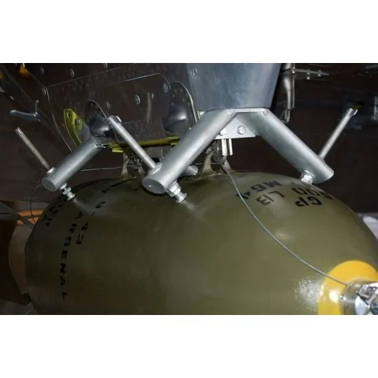 US-Bomb racks, 1/32 - Brengun BRL32007