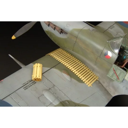 British walkboard, 1/32 - Brengun BRL32008