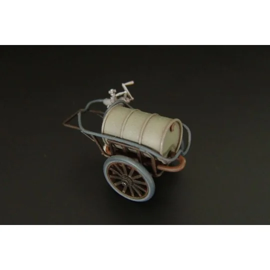 Japanese refueling cart, 1/32 - Brengun BRL32029