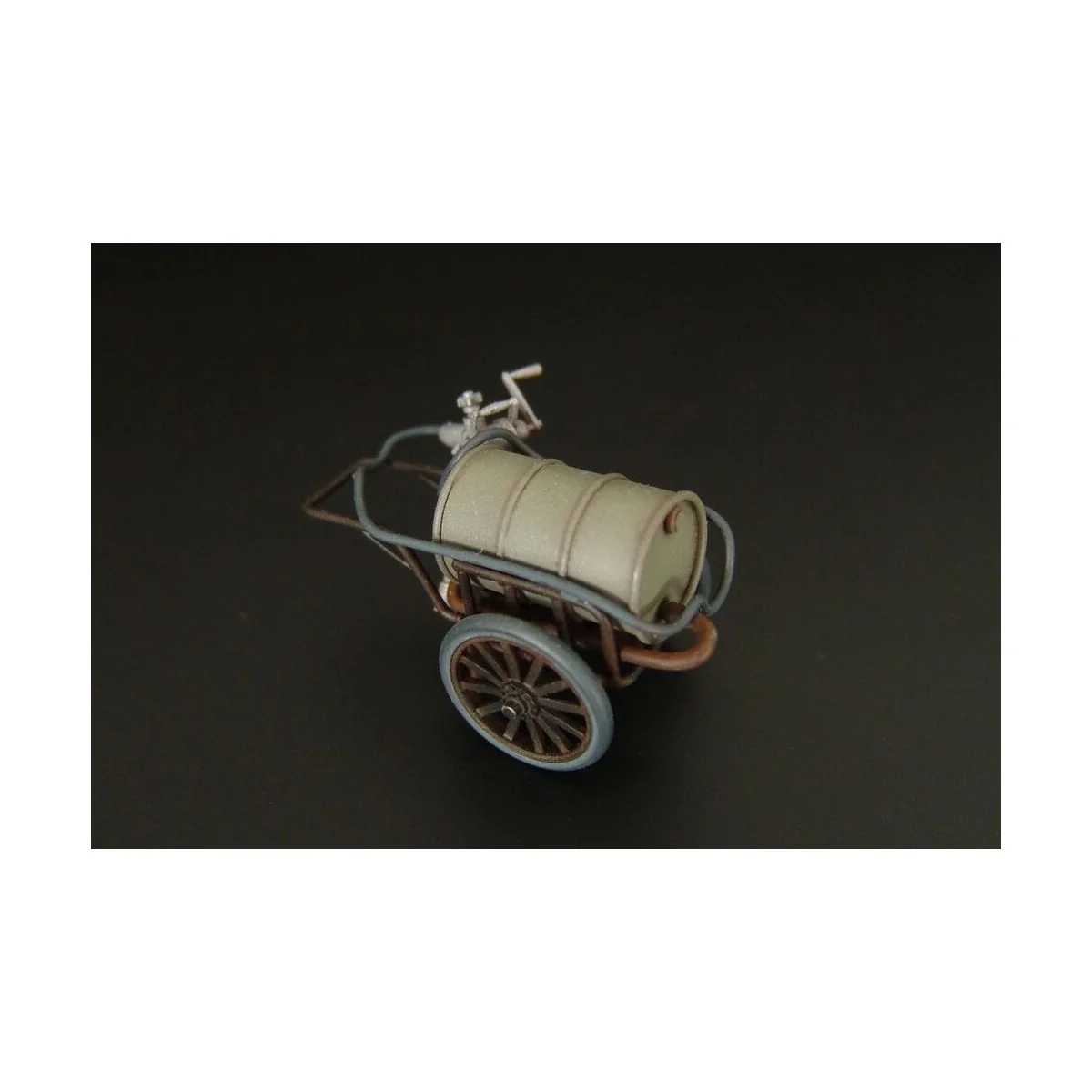 Japanese refueling cart, 1/32 - Brengun BRL32029