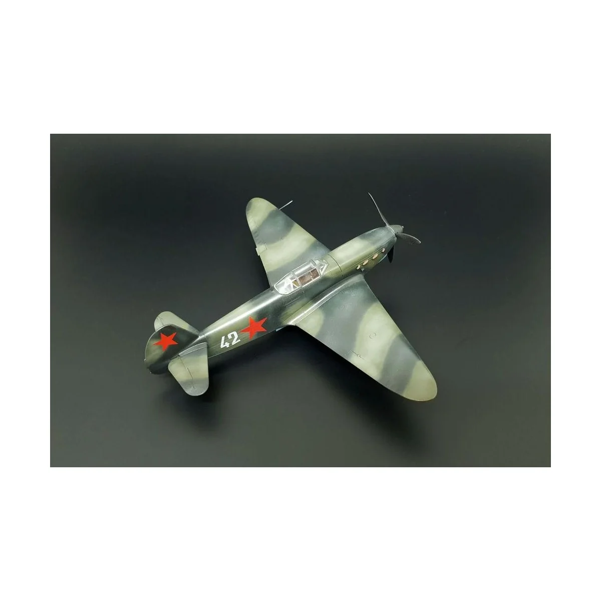 Yak-1b, 1/72 - Brengun BRP72038