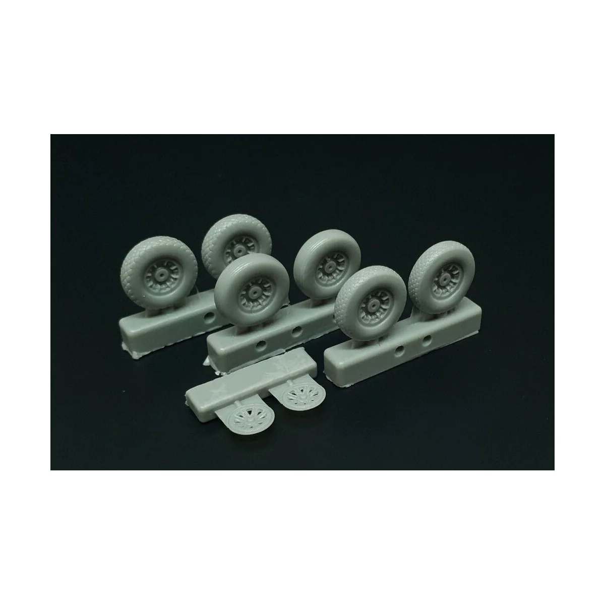 P-47N Wheels (3 type of pattern), 1/72 - Brengun BRL72214