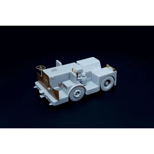 UK Tugmaster tractor, 1/48 - Brengun BRS72019