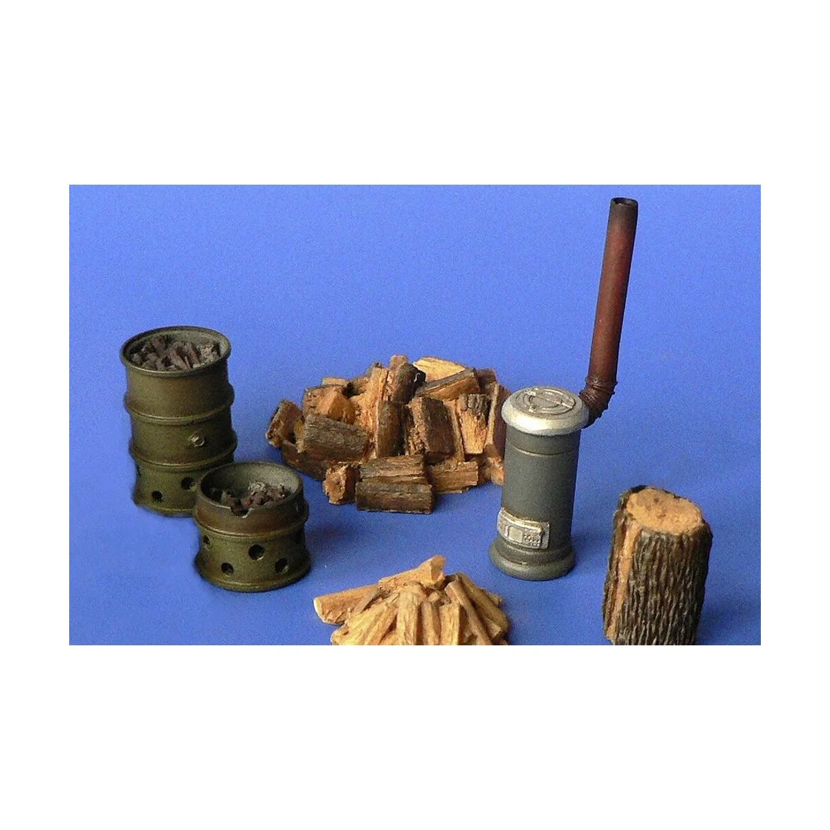 Stove and barrel brazier, 1/48 - Hauler HLX48401