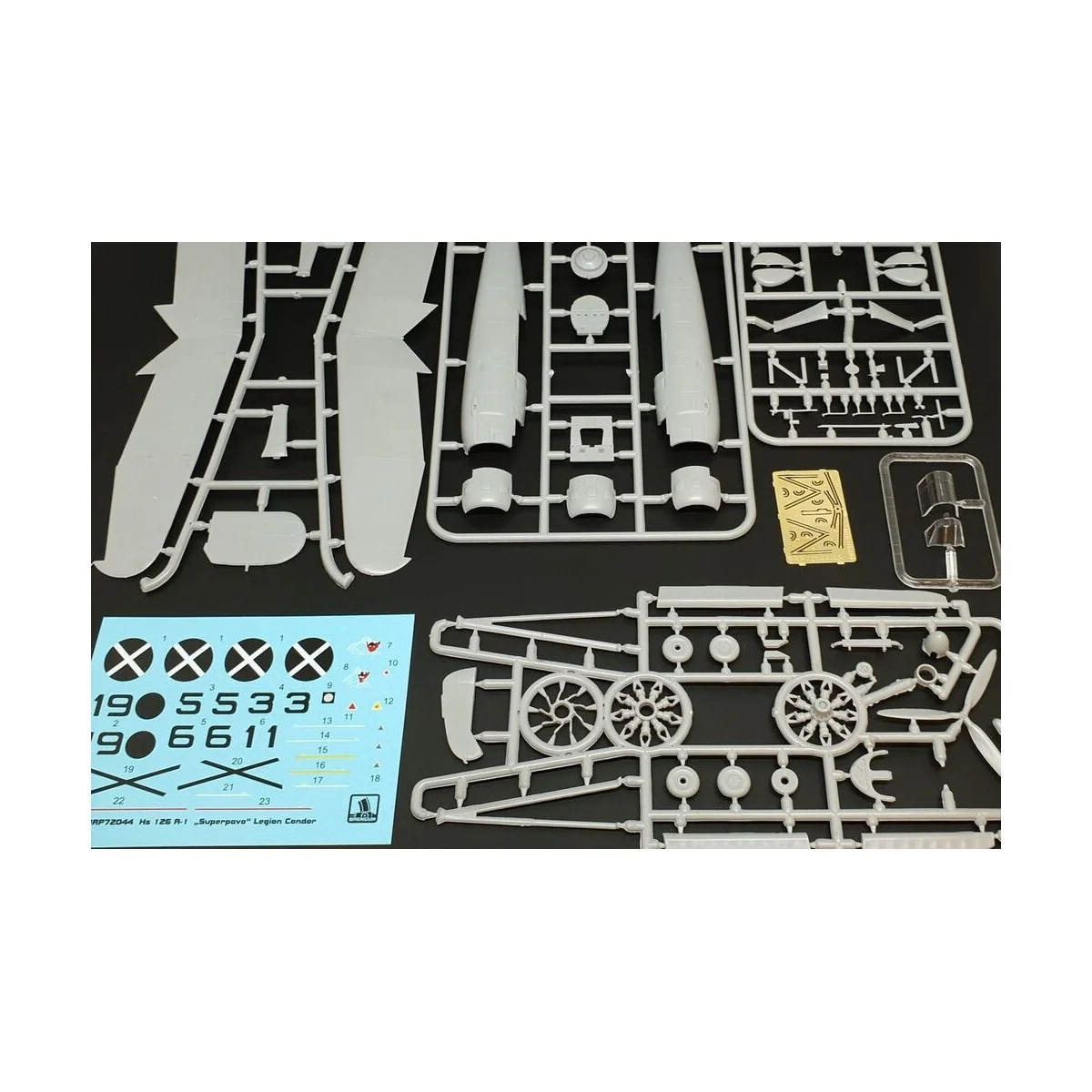Hs 126 A-1 „Superpava“ Legion Condor, 1/72 - Brengun BRP72044