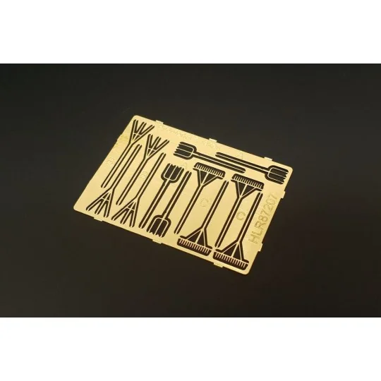 Pitchforks and rakes, 1/87 - Hauler HLR87207