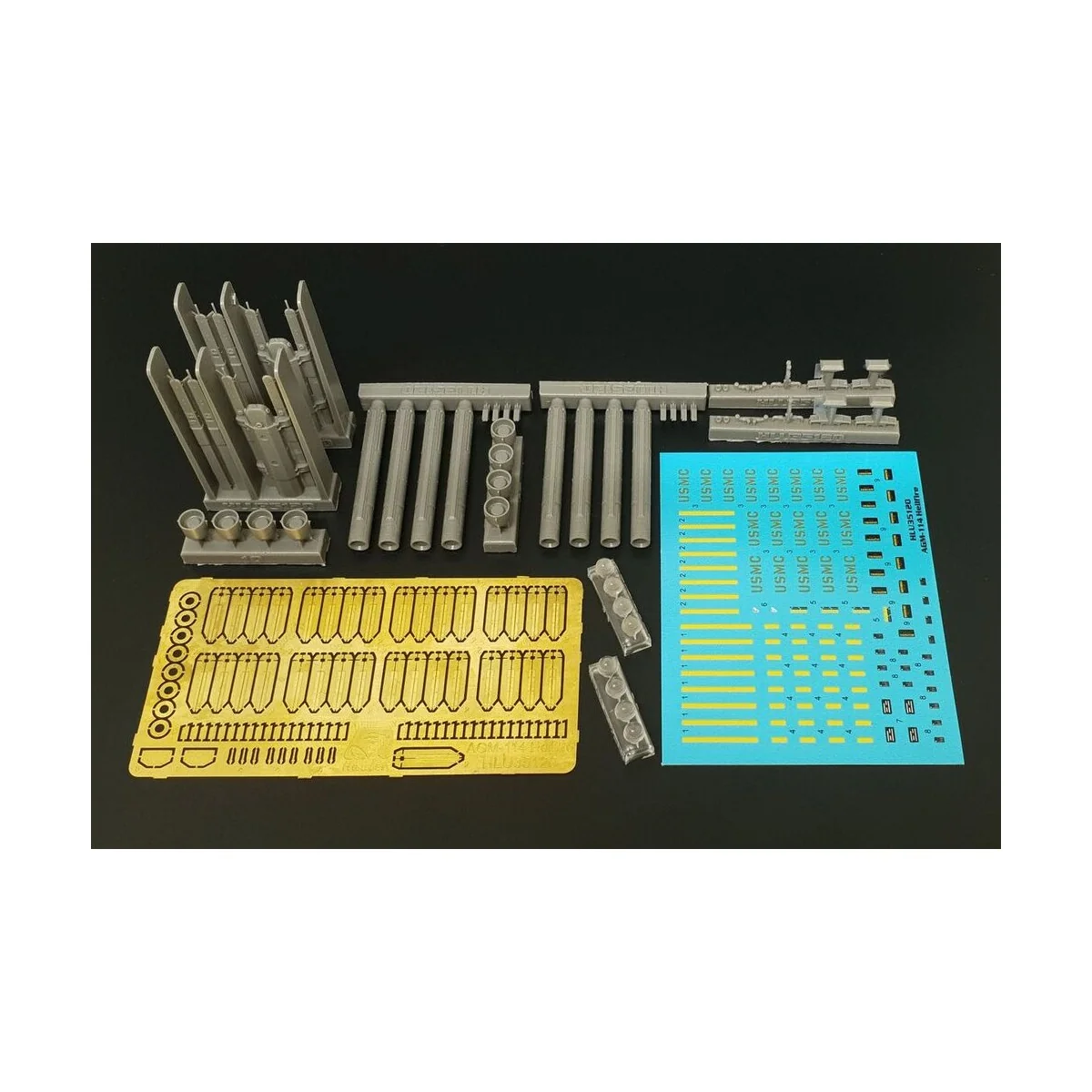 AGM-114 Hellfire (8pcs 2 racks), 1/35 - Hauler HLU35120
