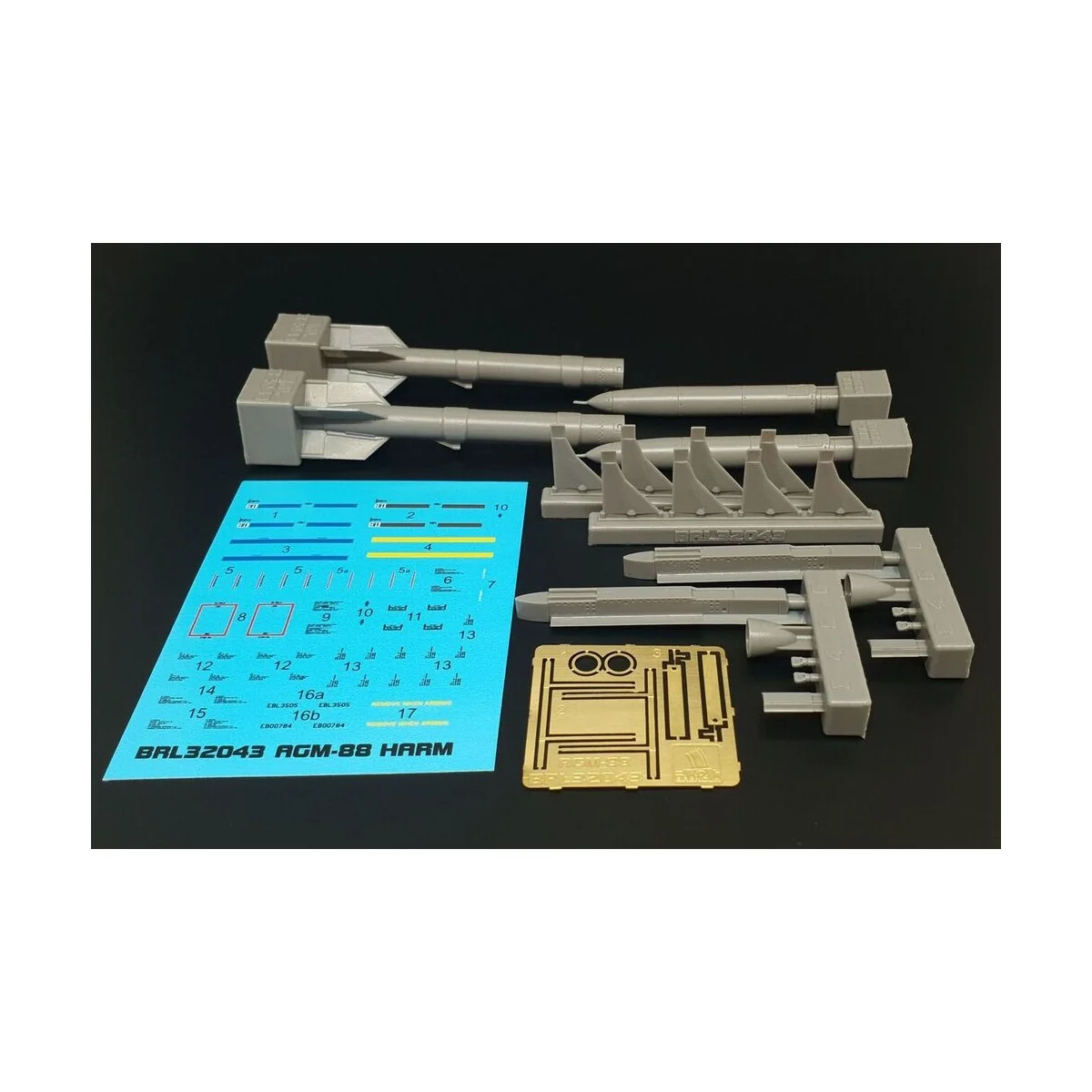 AGM-88 Harm (2pcs), 1/32 - Brengun BRL32043